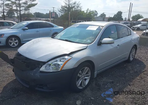 2010 Nissan Altima 3.5 Sr from USA, damaged, VIN 1N4BL2AP8AC190594
